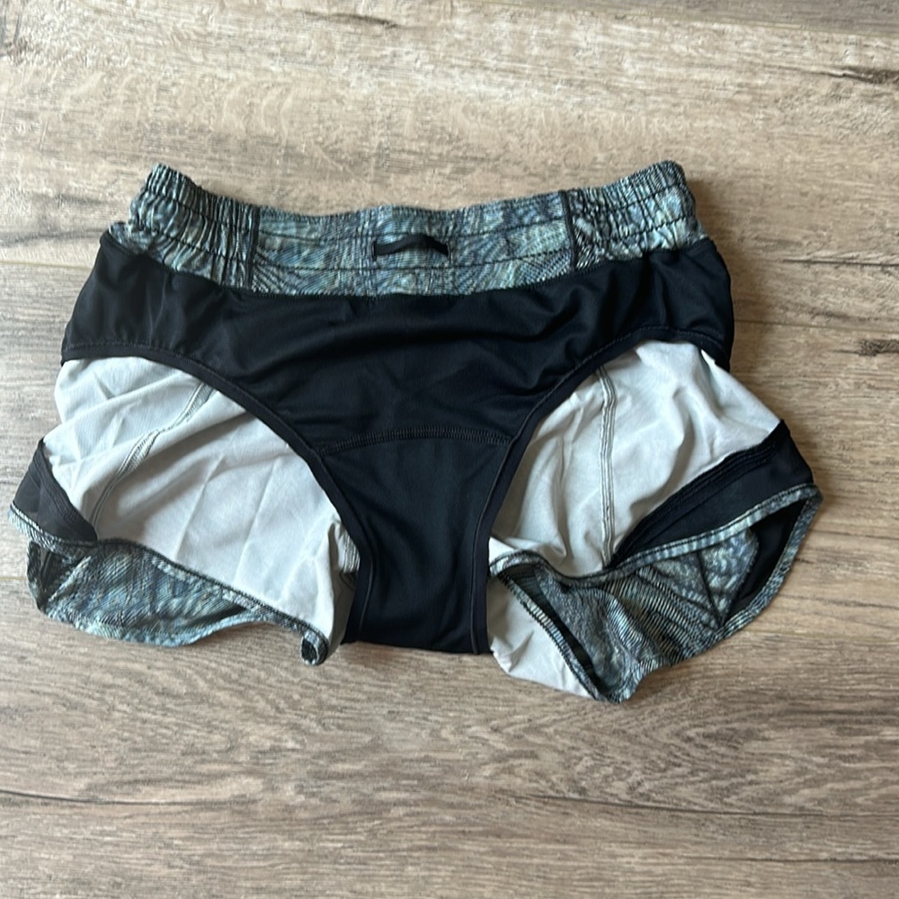 Patterned Shorts - image 4